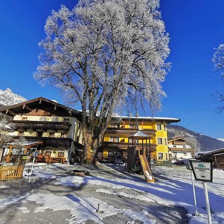 Ferienhotel Lindenhof Leogang Exterior photo